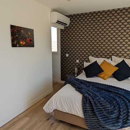 Chambre L A Tavel Esterno foto
